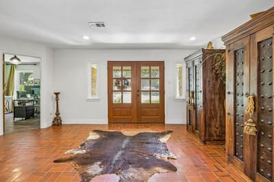 2301 Hill N Dale Drive, Irving TX 75038 - Photo 4