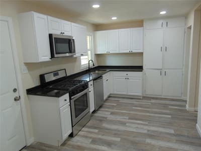 10135 San Juan Avenue, Dallas TX 75228 - Photo 3