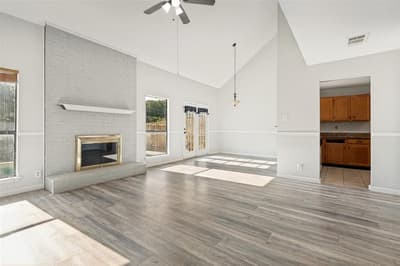 2103 Foley Drive, Arlington TX 76013 - Photo 4