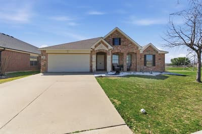 9469 Fox Hill Drive, Fort Worth TX 76131 - Photo 2