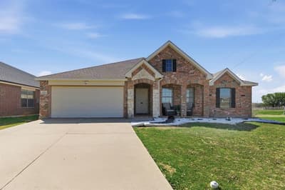 9469 Fox Hill Drive, Fort Worth TX 76131