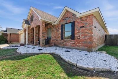 9469 Fox Hill Drive, Fort Worth TX 76131 - Photo 5