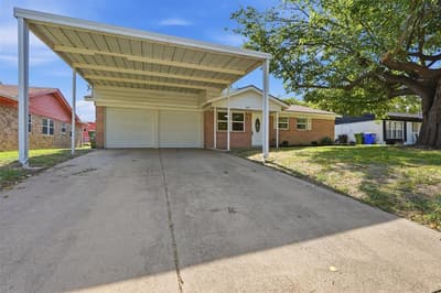 840 Crosby Avenue, White Settlement TX 76108 - Photo 2