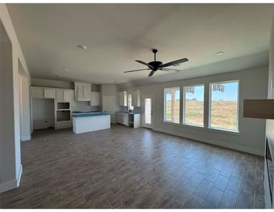 145 Legends Way, Bridgeport TX 76246 - Photo 2