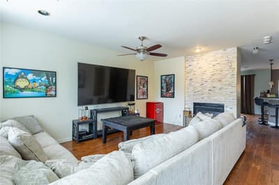 2529 Jacobson Drive, Lewisville TX 75067 - Photo 3