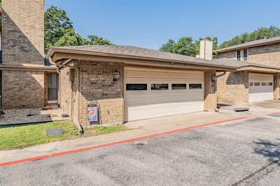 23 Park Lane, Bedford TX 76021 - Photo 2