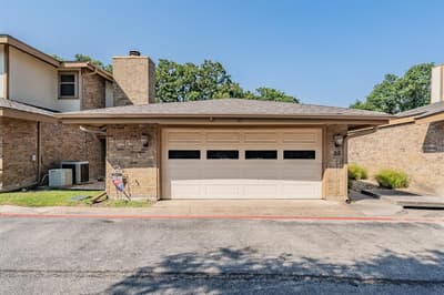 23 Park Lane, Bedford TX 76021