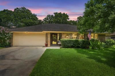 3509 Tomlinson Court, Arlington TX 76017 - Photo 3