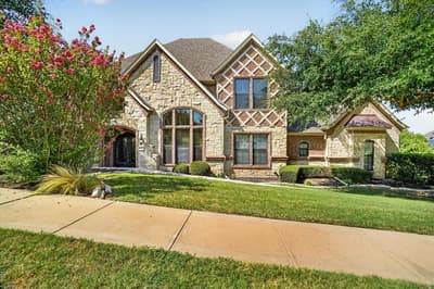 10808 Hawkins Home Boulevard, Benbrook TX 76126 - Photo 2