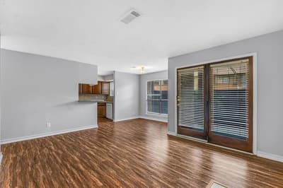 1908 Cloisters Drive # 511, Arlington TX 76011 - Photo 3