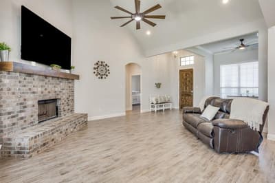 120 Saddle Ridge Drive, Godley TX 76044 - Photo 5