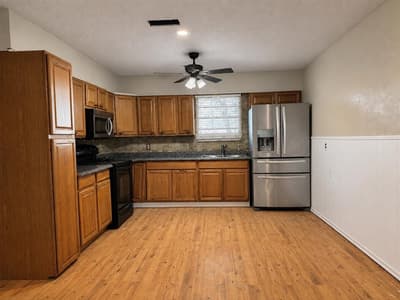 6904 Clover Leaf Drive, Brownwood TX 76801 - Photo 3