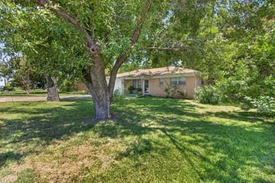 307 Estates Drive, Woodway TX 76712 - Photo 5