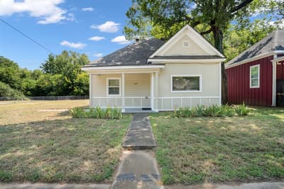 408 W Heron Street, Denison TX 75020