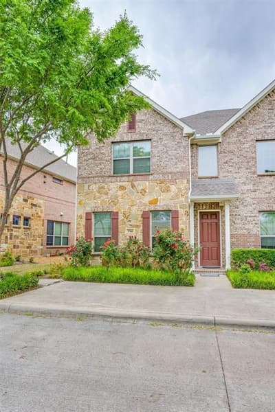 214 Alexandra Avenue, Richardson TX 75081 - Photo 2