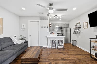 3121 Sondra Drive # 304, Fort Worth TX 76107