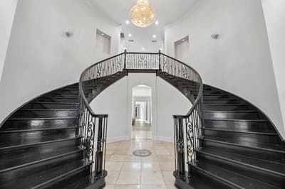 1032 Bentwater Parkway, Grand Prairie TX 75104 - Photo 2