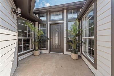 5209 Manhassett Drive, Arlington TX 76018 - Photo 2