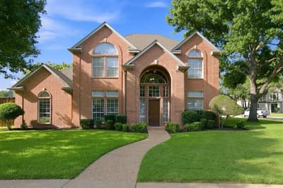 94 Bremen Drive, Hurst TX 76054
