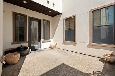 1132 Hemingway Lane, Irving TX 75063