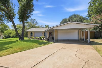 1014 Mountview Court, Carrollton TX 75006 - Photo 2