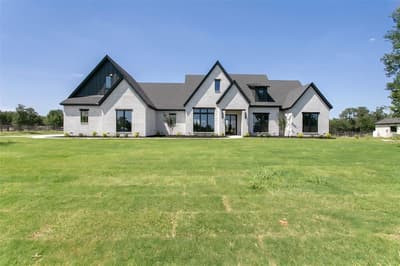 4040 Overlook Way, Weatherford TX 76085 - Photo 2