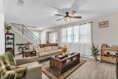 2416 Summer Place Drive, Irving TX 75062 - Photo 5