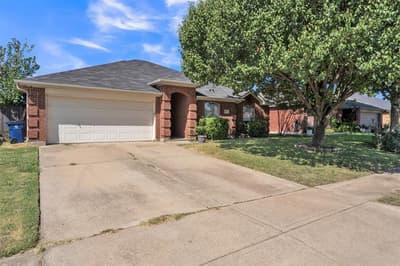 1017 Aaron Drive, Burleson TX 76028 - Photo 2