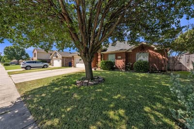 1017 Aaron Drive, Burleson TX 76028 - Photo 4