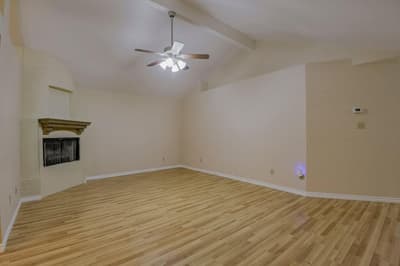 211 Faircrest Drive, Arlington TX 76018 - Photo 4