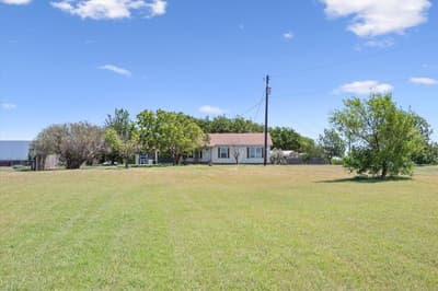9542 Heritage Parkway, West TX 76691