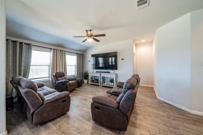 8028 Muddy Creek Drive, Fort Worth TX 76131 - Photo 2