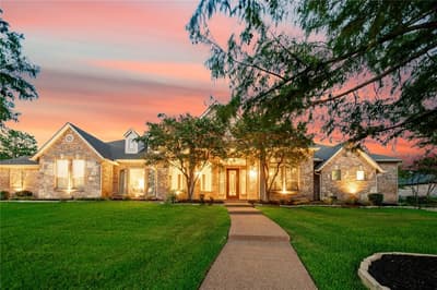 324 E Carruth Lane, Double Oak TX 75077 - Photo 3