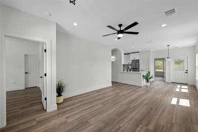 308 Mark Street, Hillsboro TX 76645 - Photo 4