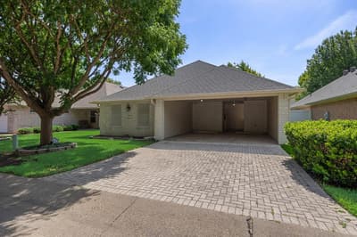104 Enchanted Court, Red Oak TX 75154 - Photo 2
