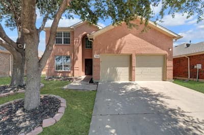 1068 Westbrook Court, Grand Prairie TX 75052