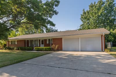 2002 Redbud Road, Gainesville TX 76240 - Photo 2