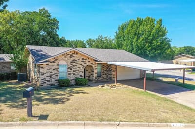 1715 Timberlane Street, Jacksboro TX 76458 - Photo 3