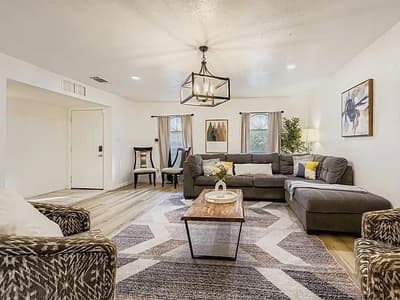 2001 Newbury Drive, Arlington TX 76014 - Photo 3