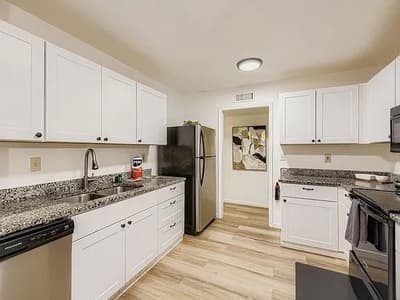 2001 Newbury Drive, Arlington TX 76014 - Photo 5