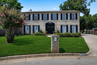 6205 Lemesa Court, Arlington TX 76016