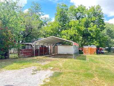 360 Grafton Street, Dublin TX 76463 - Photo 3