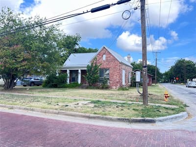 360 Grafton Street, Dublin TX 76463