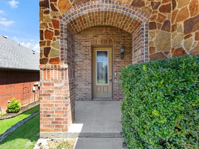 1208 Catherine Lane, Burleson TX 76028 - Photo 5