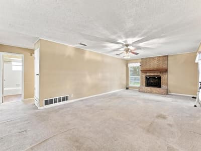 613 Cooper Street, Ennis TX 75119 - Photo 5