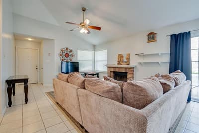625 Prairie Dell Street, Lewisville TX 75067 - Photo 3
