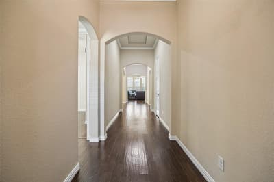338 Wyndale Drive, Lewisville TX 75056 - Photo 2
