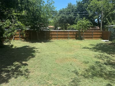 1123 Hansboro Avenue, Dallas TX 75224 - Photo 2