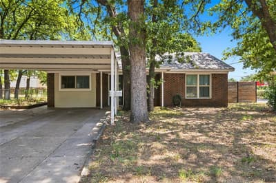 720 Thersa Drive, River Oaks TX 76114