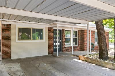 720 Thersa Drive, River Oaks TX 76114 - Photo 4